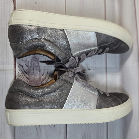 Skechers Shoes - Skechers Street - Silver Gray Glitter‎ Sneaker - Womens Size 8.5